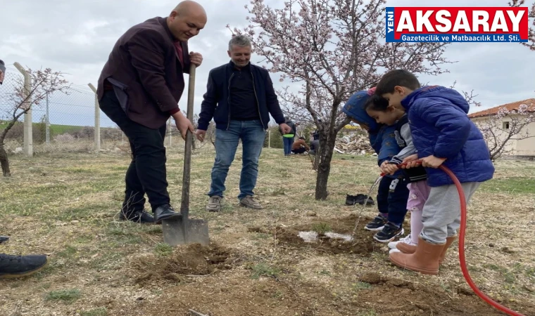 Ağaçören’de fidanlar toprakla buluştu