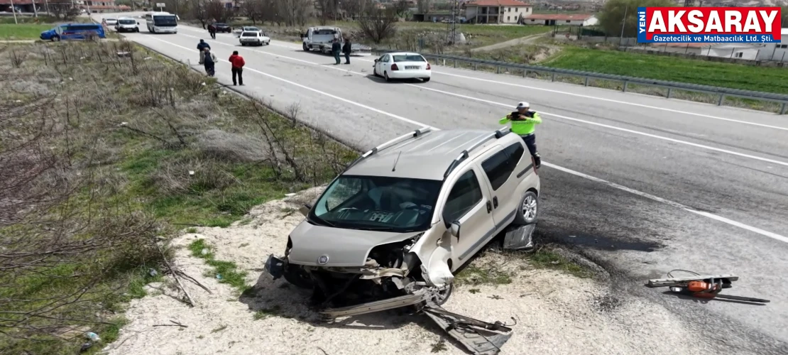 Aksaray’da 3 araç çarpıştı 1’İ AĞIR 7 YARALI