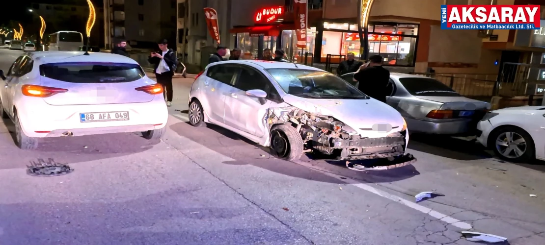 Alkollü sürücü 3 araca birden çarptı