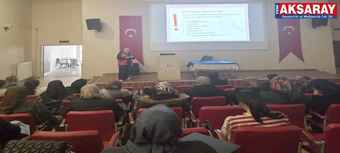 Üniversiteli gençlere ‘evlilik öncesi’ rehberliği