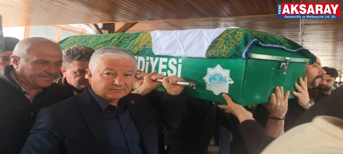 Vali Duru kayınvalidesini son yolculuğuna uğurladı