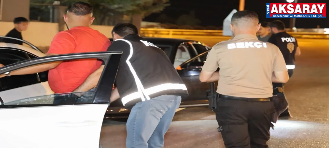 "NATO Zirvesi" uygulamasında araçlar didik didik arandı