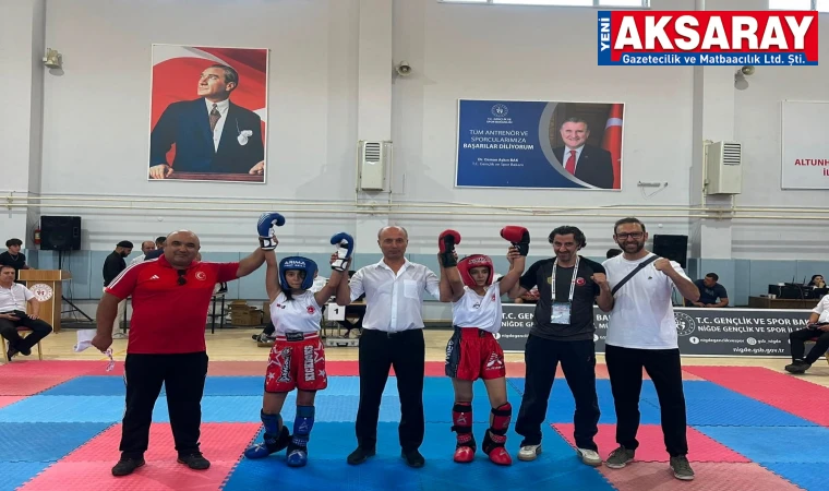 AKSARAY İKİNCİ OLDU Altunhisar Kick Boks Şampiyonası’nda Ortaköy rüzgârı