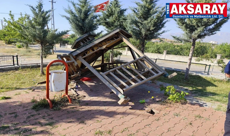 ÇOCUK PARKINDAKİ VANDALLIĞA SERT TEPKİ  "Bu saygısızlığı kınıyoruz"