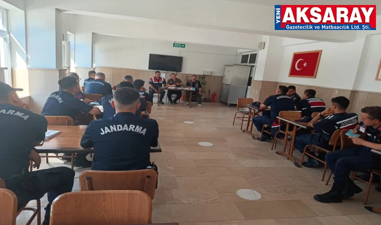 Jandarma ekiplerine av sezonu bilgilendirmesi