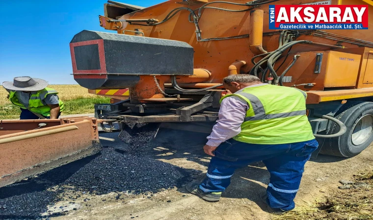 Özel İdare yol ekibi Eskil köylerinde