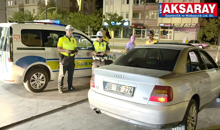 Park halindeki araca çarpıp kaçtı