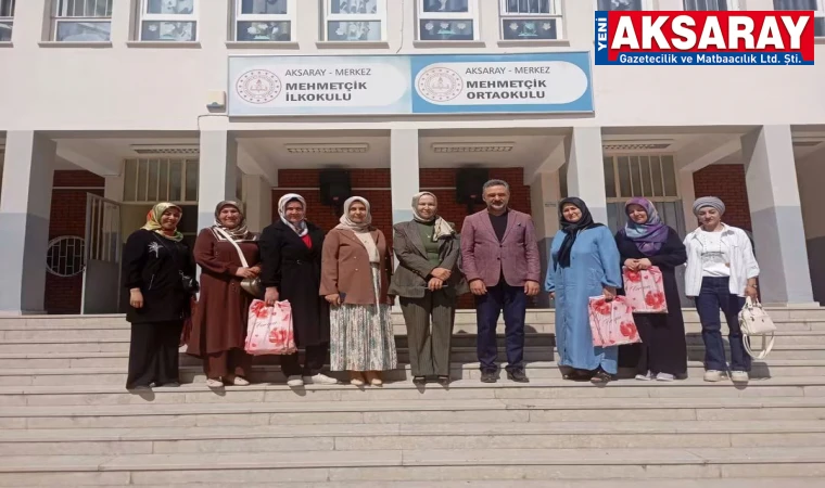 AK KADINLARDAN ÖZEL ÖĞRENCİLERE ANLAMLI DESTEK Mehmetçik İlkokulu’na kırtasiye yardımı