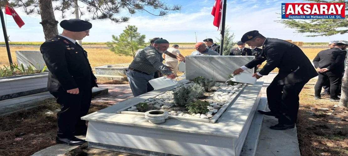 ESKİL’DE VEFA ANLAMI Şehit Veli Batur kabri başında dualarla anıldı