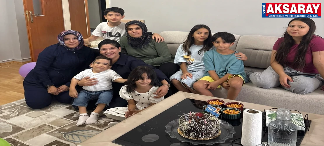 MAHALLE MUHTARINDAN  Özel çocuk Yunus Emre’ye doğum günü sürprizi