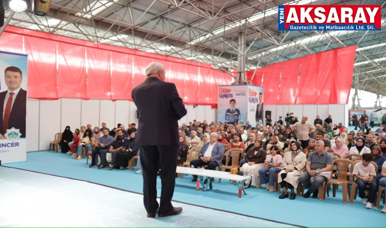 PROF. DR. NURULLAH GENÇ, AKSARAY KİTAP GÜNLERİ’NDE AYNA VE TOPRAK ÜZERİNDEN HAYATI ANLATTI Yıllar içerisinde değişim aynada görülür