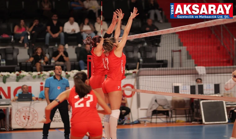 KUZEYBORU SULTANLAR LİGİ’NE FİLEDE TEK PUANLA BAŞLADI: 2-3