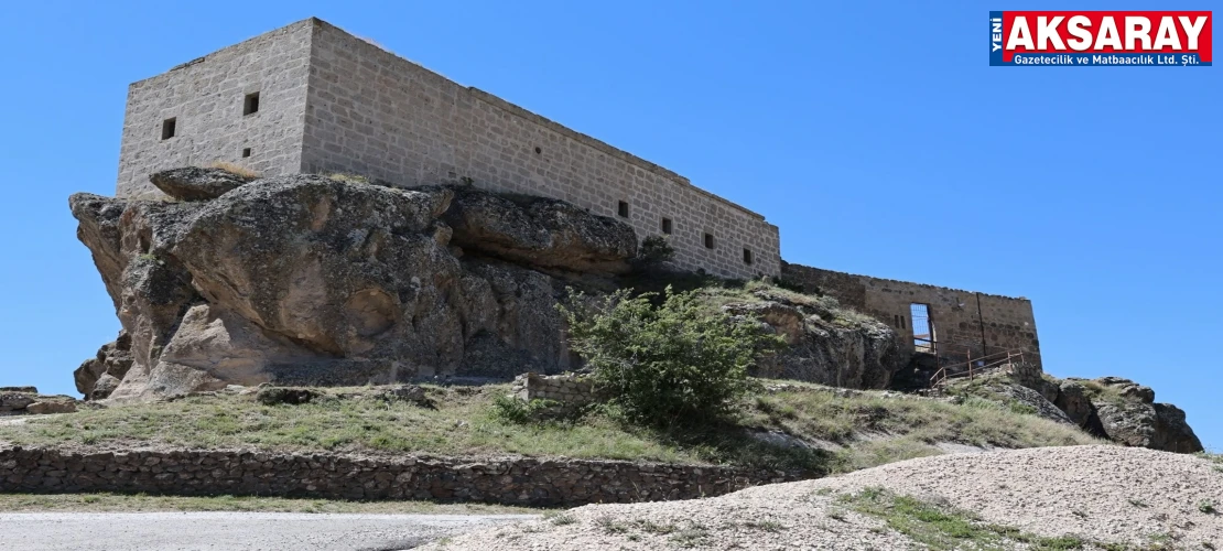 Yüksek Kilise yerli ve yabancı turistleri ağırlıyor