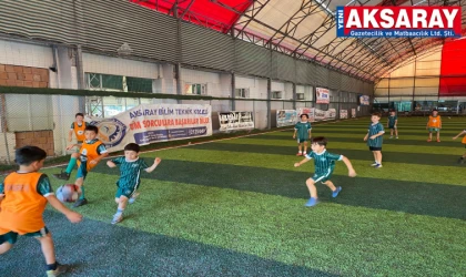 Futbol okulunda heyecan sürüyor