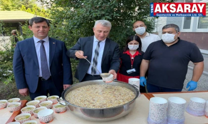 Hukukçulardan aşure ikramı