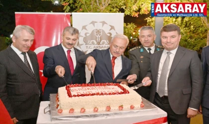 ZAFER KUTLAMALARI RESEPSİYONLA SON BULDU  Al bayrağın gölgesi üzerimizde daim olsun