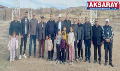 ÇEVRECİLER VE KURUM MÜDÜRLERİ EL ELE Toplanan alıçlar fidan olacak