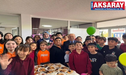 Diyanet Gençlik Merkezi'nde Öğretmenler Günü kutlaması