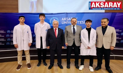 Üniversitenin Diş Hekimliği'nde Beyaz Önlük heyecanı