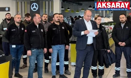 AKSARAY MERCEDES FABRİKASINDA Masalara kaşık vurma eylemi