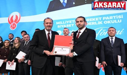 Siyaset Okulundan mezun olup Belge aldı