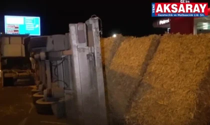 Virajı alamayan Tır devrildi
