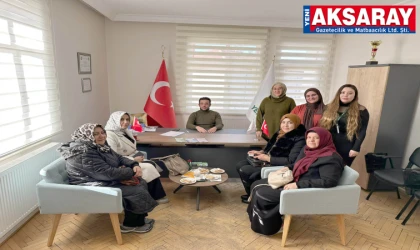 AK KADINLARDAN YEŞİLAY’A ANLAMLI ZİYARET  Bağımsız bir gelecek için ele ele