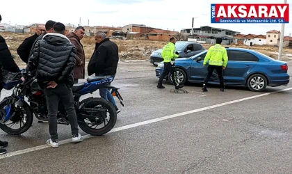 Otomobille çarpışan motosiklet sürücüsü ağır yaralandı