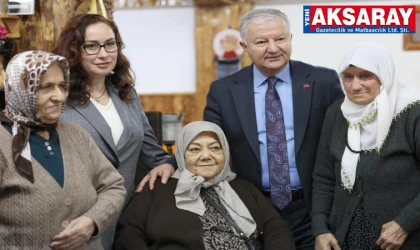 VALİ MURAT DURU VE EŞİ ELİF DURU Huzurevi sakinleriyle bir araya geldi