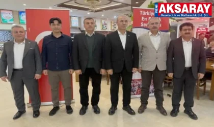 EĞİTİMCİLER İFTAR PROGRAMINDAN SESLENDİ: ‘Sorunlar çözüm bekliyor’