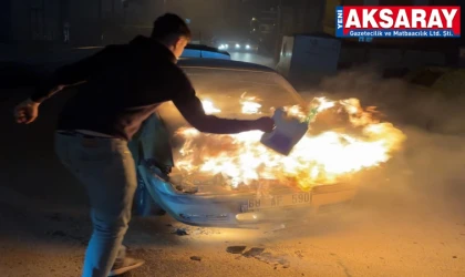Yanan araca antifriz döküp söndürmeye çalıştı