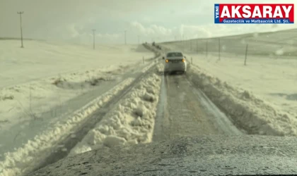 Ağaçören’de kar yağışı ulaşımı engelledi