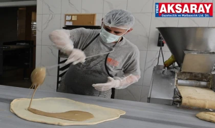 Fırınların tahinli pide mesaisi