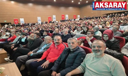 ASÜ'DE TARİHİ GECE  Binlerce öğrenci milli coşkuyu tek yürek yaşadı