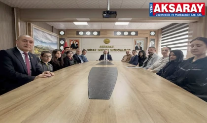 BAŞARIYA TEBRİK Genç tasarımcılar ödüllerine kavuştu