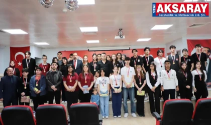 Dereceye giren öğrenciler ödüllerini aldı