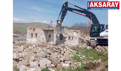 Köylerde 131 metruk yapı yıkıldı