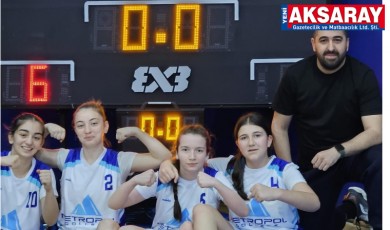 Okulun Kız Takımı tarih yazıyor