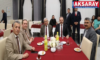 Üniversitede bayramlaşma