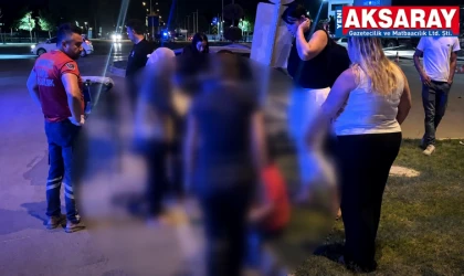 Aksaray’da kavşakta iki otomobil çarpıştı