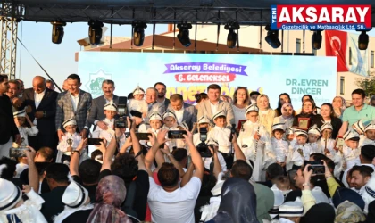 Bin çocuğun sünnet sevinci şölene dönüştü