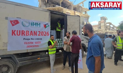 İHH, Gazze’de konserve kurban eti dağıtımını sürdürüyor