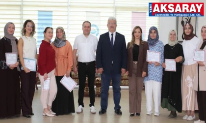 Kadınlara katılım belgesi verildi