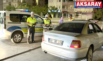 Park halindeki araca çarpıp kaçtı