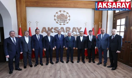 Ticaret Bakanı Bolat Valilikte Aksaray raporu aldı