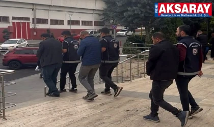 Ağrı’dan Aksaray’a göçmen taşıyan 3 şüpheli tutuklandı