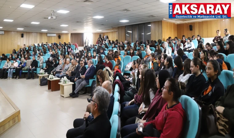 “Geleceği Şekillendiren Kız Çocukları” paneli düzenlendi