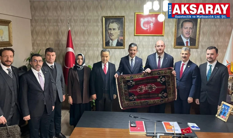 Genel Başkan Yardımcısına Taşpınar Halısı jesti