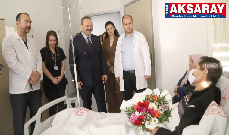 Rektör Arıbaş’tan hastalara geçmiş olsun ziyareti