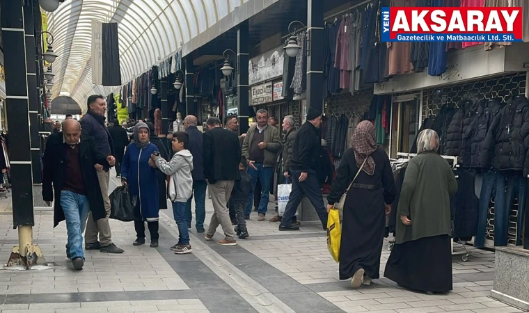 Alışveriş çarşı pazara hareket getirdi